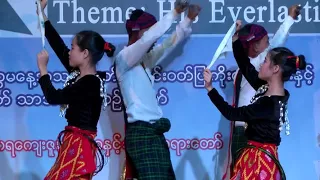 D04 35 Kachin Dance