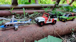 Jada Jurassic Park/ Jurassic World Mini Diecast Hollywood Cars: Open and Review