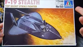 Italeri 1:72 F-19 Stealth Fighter plamo unboxing