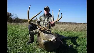 Minnesota Archery Hunt / GIANT BUCK