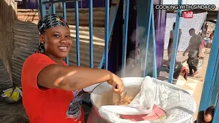 Popular street food in Kumasi || Ghanaian local food KWENKWEN !! How to make KWENKWEN #cooking