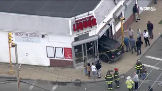 Vehicle crashes into Brockton, Massachusetts, liquor store