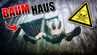 BAUMHAUS im Dschungel bauen #001 - Unge Survival Challenge - Bushcraft Camp | Fritz Meinecke