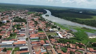 Sobrevoando a Cidade de Barras Piauí