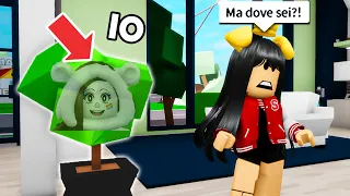 NASCONDINO DIVENTANDO GLI OGGETTI SU BROOKHAVEN ROBLOX!