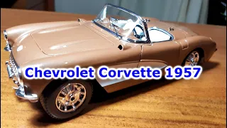 Umboxing Chevrolet Corvette 1957 - Maisto - Escala 1/18