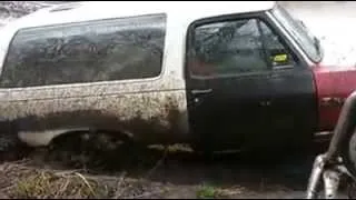 1984 Dodge Ramcharger playing in the mud