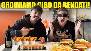 ORDINIAMO TUTTO IL CIBO DA BENDATI (NON FATELO A CASA) - DADDA MI HA FATTO SPENDERE TROPPI SOLDI!