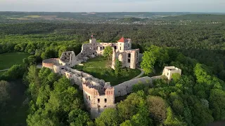 Zamek Tenczyn w Rudnie. 360° panorama. Dron 4K HD