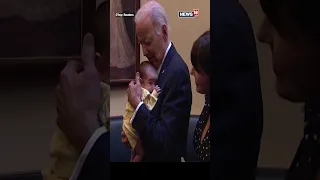 WATCH | Joe Biden Poses With A Newborn Baby | #shorts #trendingshorts