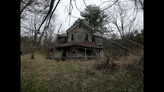 I Found an Abandoned House in the Middle of Nowhere