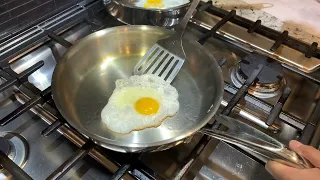 千万别用不锈钢锅这么煎蛋!!! how to make stainless pan non-stick 2