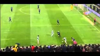 Fallo di Cambiasso Inter vs Juventus 1-2