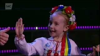 Amelia Anisovych sings at Côr Cymru 2022