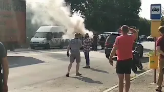 У Чернівцях під час руху задимівся автомобіль