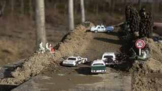1 /64 Dynamic Diorama - Cars Truck and Police Chase - Crash Compilation Slow Motion 1000 fps  #19