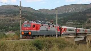 Электровоз ЭП1П-050 с туристическим поездом №929Я "Жемчужина Кавказа" Москва-Казан.ーМосква-Казан.