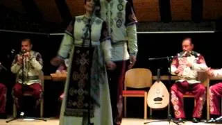 Armenian folk song and dance - Mayroke and Yarkhushta
