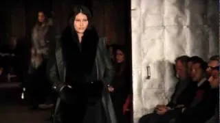Sui He's chic - a models.com fashion week video