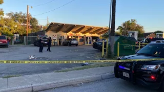 Suspects on the run after woman shot, killed near downtown-area convenience store, SAPD says