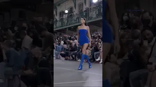 10M ✨ Bella Hadid walking for Off-White