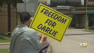 Supporters Rally In Dallas In Defense Of Darlie Routier