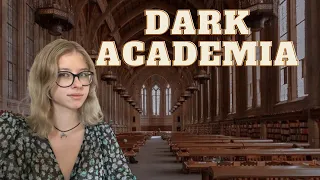 Jak słowo zmienia znaczenie w bookmediach - o motywie Dark Academia