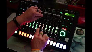 floating floors (Roland TR-8S)