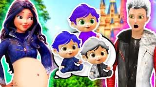 EVIE y CARLOS FORMAN una FAMILIA! 🍎Tienen MUCHOS BEBÉS! 👶🏻 Juguetes Fantásticos