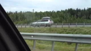 Задним ходом на 70 км/час. Crazy Russian driver makes 70 kph moving backwards