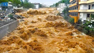 Unglaubliche Überschwemmungen auf Video festgehalten