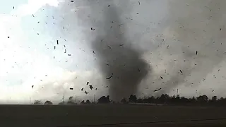 Damaging Elgin, TX Tornado! Up close video of suction vortices, storm chasing photography and audio.