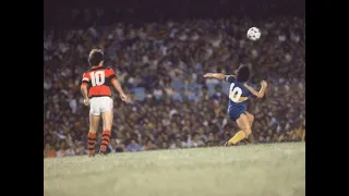 Zico (Flamengo) vs Maradona (Boca Juniors) 1981 - Duelo entre os melhores do mundo no Maracanã!