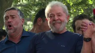Pena de Lula é reduzida