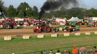 IH 1086 pulling at HCOP 2021