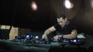 DJ Tiësto - Club Life - Slovakia - Košice - Steel Arena - 20.08.2011 (Part. 1)