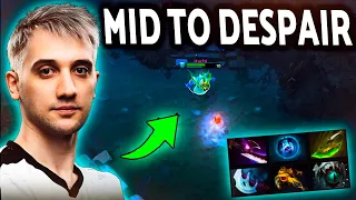 Arteezy Plays Morphling MID to his despair...