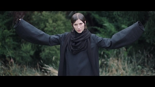 Aldous Harding - Horizon (Official Video)