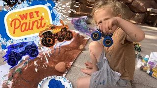 Hot Wheels Monster TRUCKS create a Masterpiece Painting for Kids