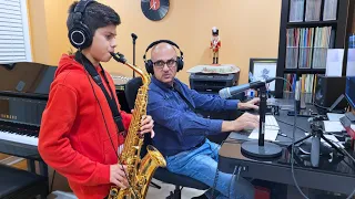 Rockin' Around The Christmas Tree - Sax Cover - Christmas Saxophone Music (Behind the scenes!)