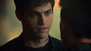 Malec 3x12 | "When I'm staring into the eyes of the man that I love."