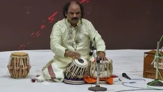 Tabla solo - Teen Taal - Pt . Arvind Kumar Azad