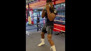 Anthony Joshua Fully Focused Training to KNOCKOUT Usyk In Rematch Plans To Make A Statement In 2022
