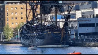 Новости На Районе: Плаванье В Каналах - Пиратский Корабль - Жизнь Баклана - Человек С Ружьем - Яхта