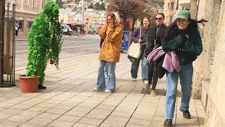 Bushman prank;she freaks out and scream crazy 😂🤌👻