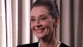 Legendary actress Audrey Hepburn sits down for 1-on-1 interview