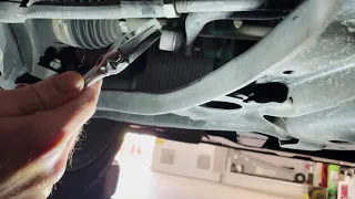 How to correct an off-centre steering wheel without removing it (easy tie rod ends adjustment)