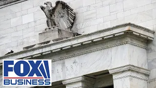 Federal Reserve keeps rates near zero