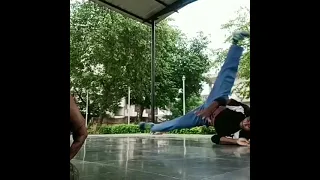 Powermoves combo.                            #bboy #bboying #hiphop #breakdance #powermoves#like