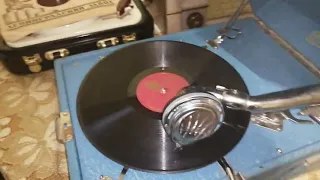Граммофон  (патефон) "Дружба" 1959 г домашнего хранения. (пробный запуск)